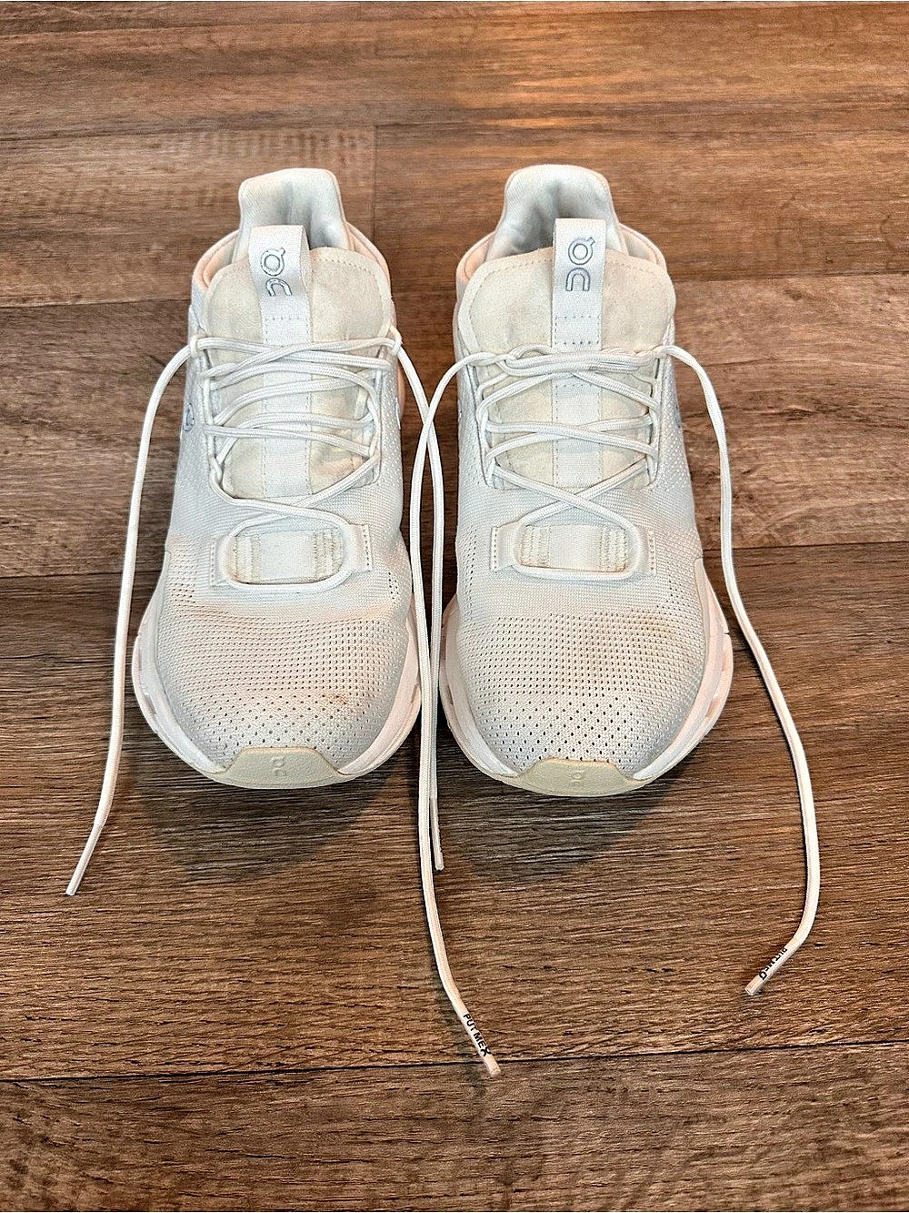 On Cloudnova 2 Women's Athletic Shoes White US 8